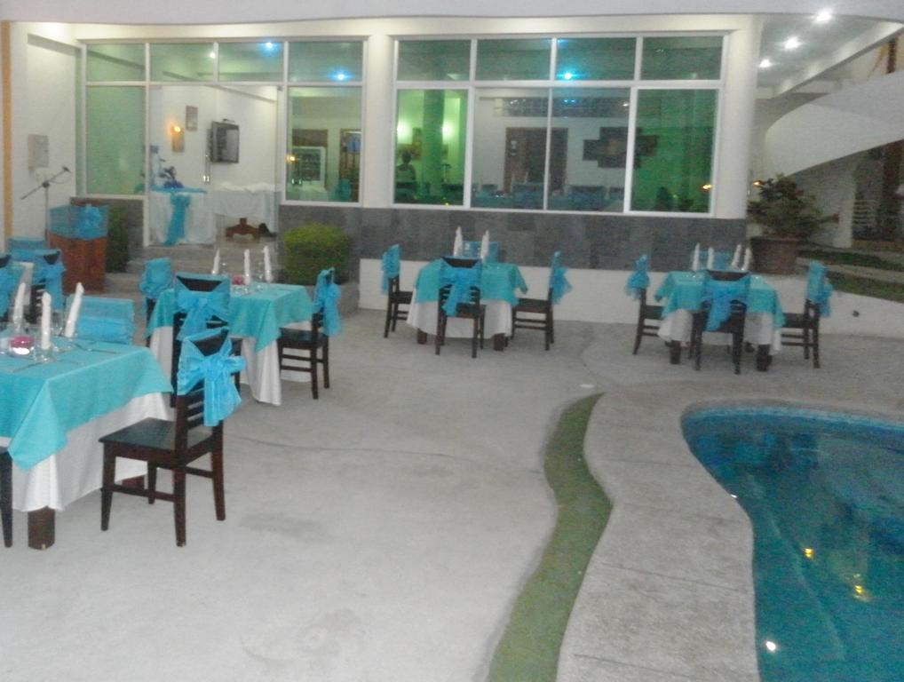 Hotel Pelican Bay Пуэрто-Айора Экстерьер фото